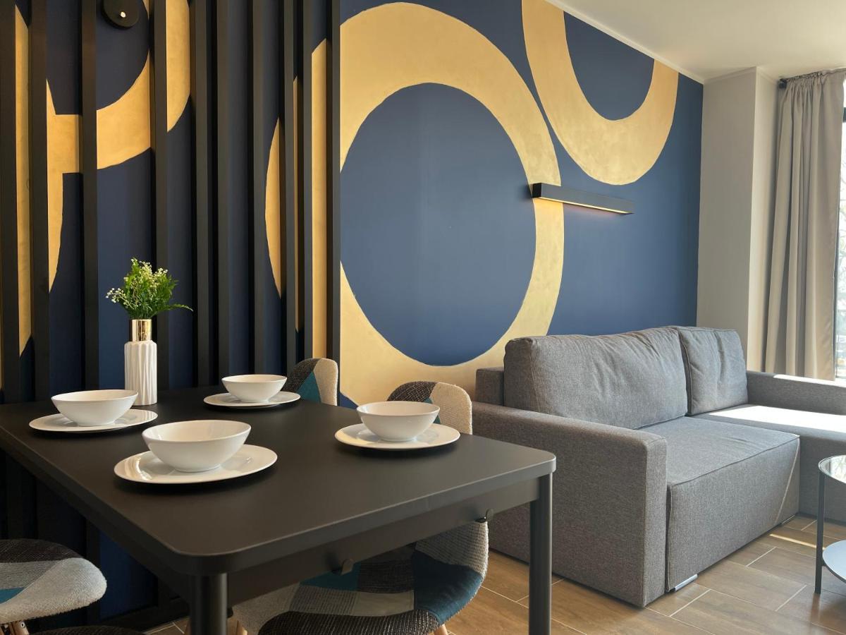 Party Avangarde Apartments City Center Леба Екстер'єр фото